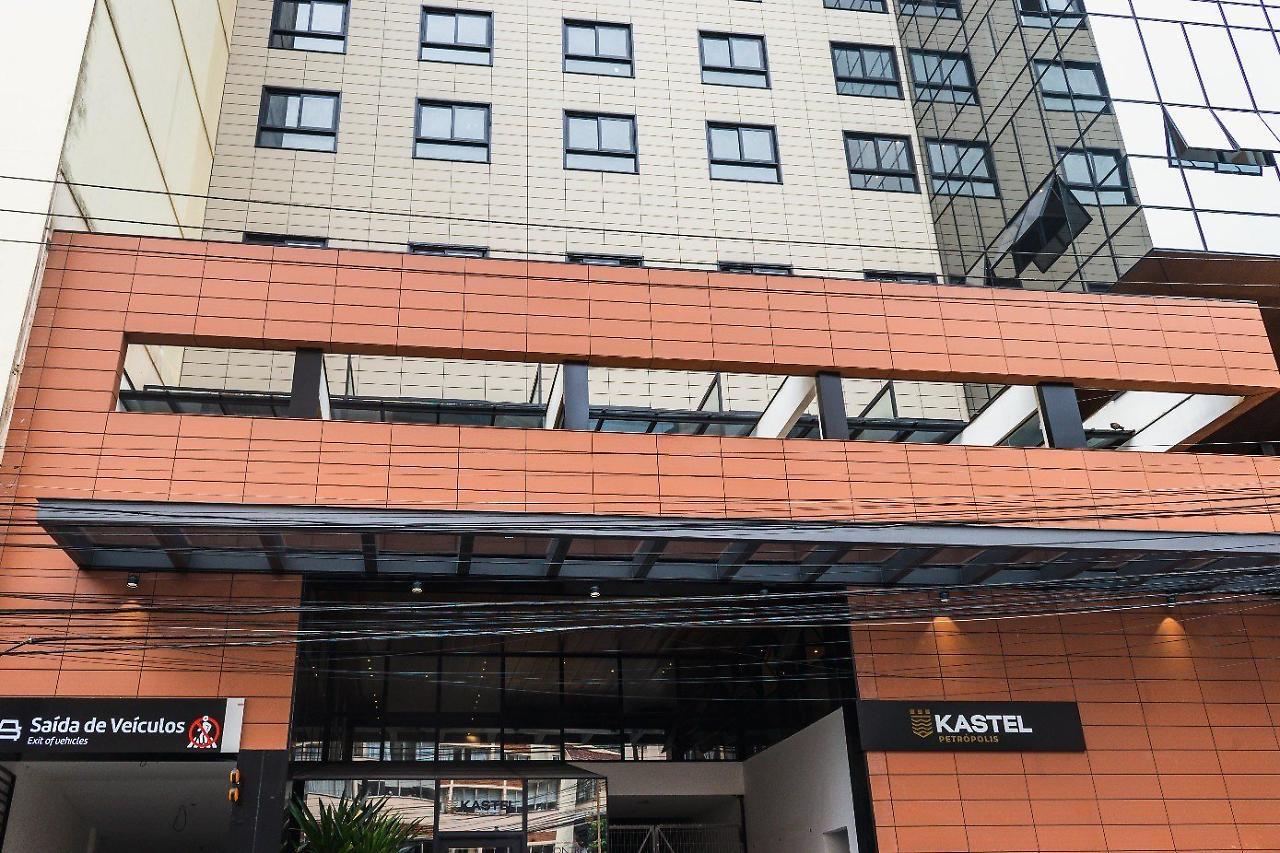 Kastel Petropolis Hotell Exteriör bild