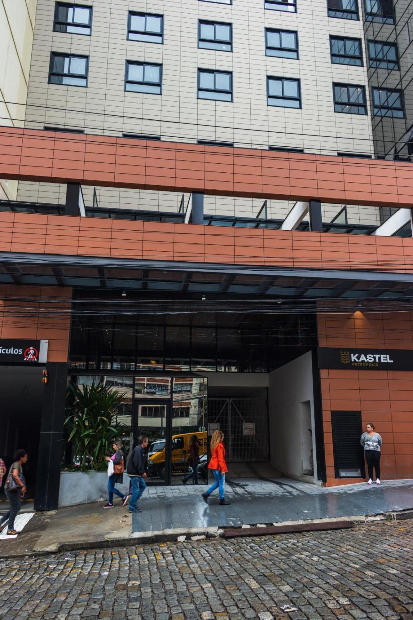 Kastel Petropolis Hotell Exteriör bild